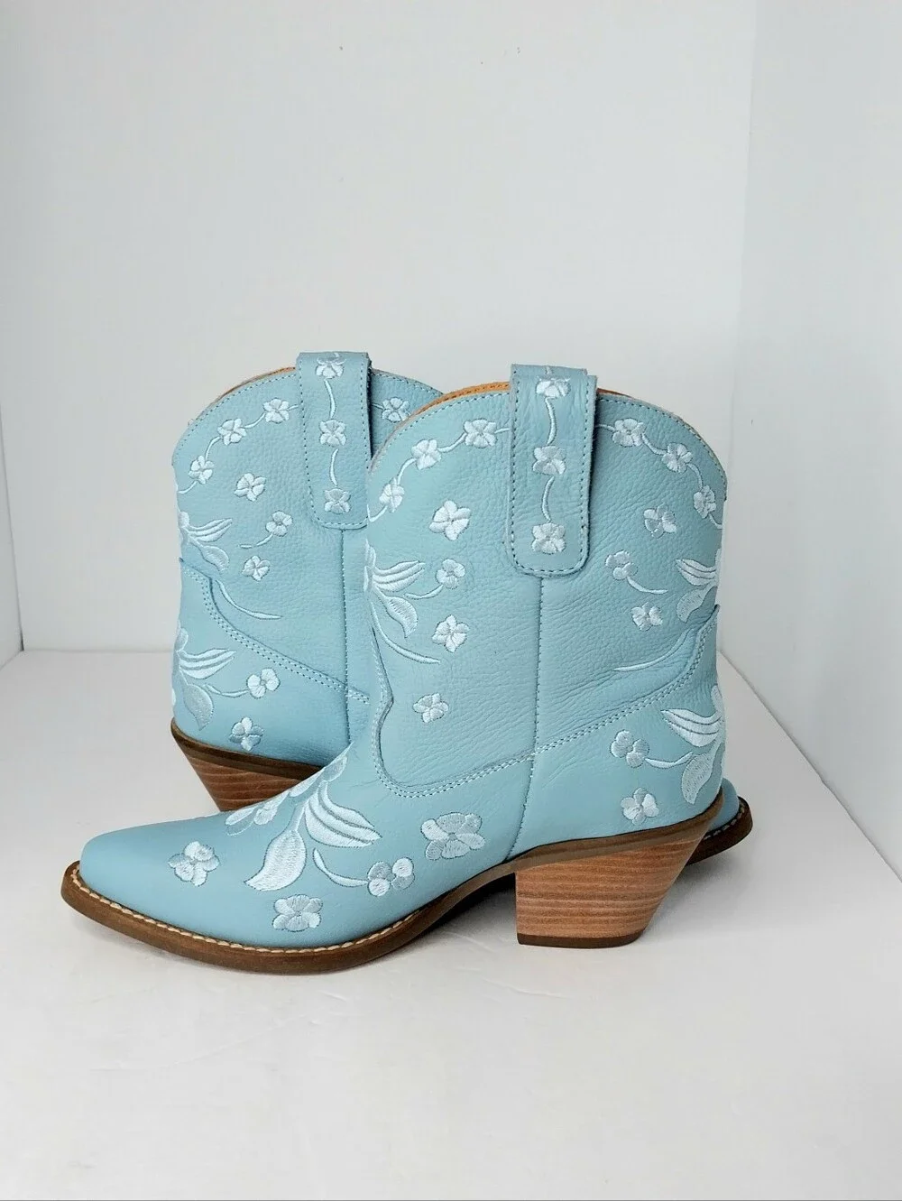 Dingo Sweetheart Western  Booties,‎ NEW, Size 7